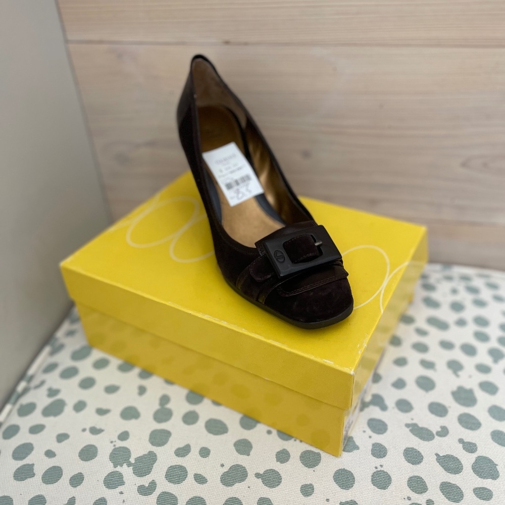 Circa Wide heel shoe